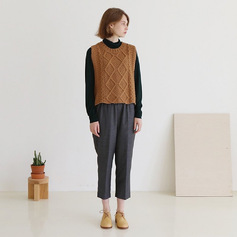 KOOW April Story Vintage Cable Knit Vest College Wind Autumn Winter Wool Vest - Women's Sweaters - Wool Brown