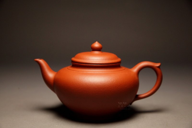【笑櫻】炎黃大地藝術 龍山堂 傳統手工 石紅朱泥 200cc - 茶壺/茶杯/茶具 - 陶 紅色