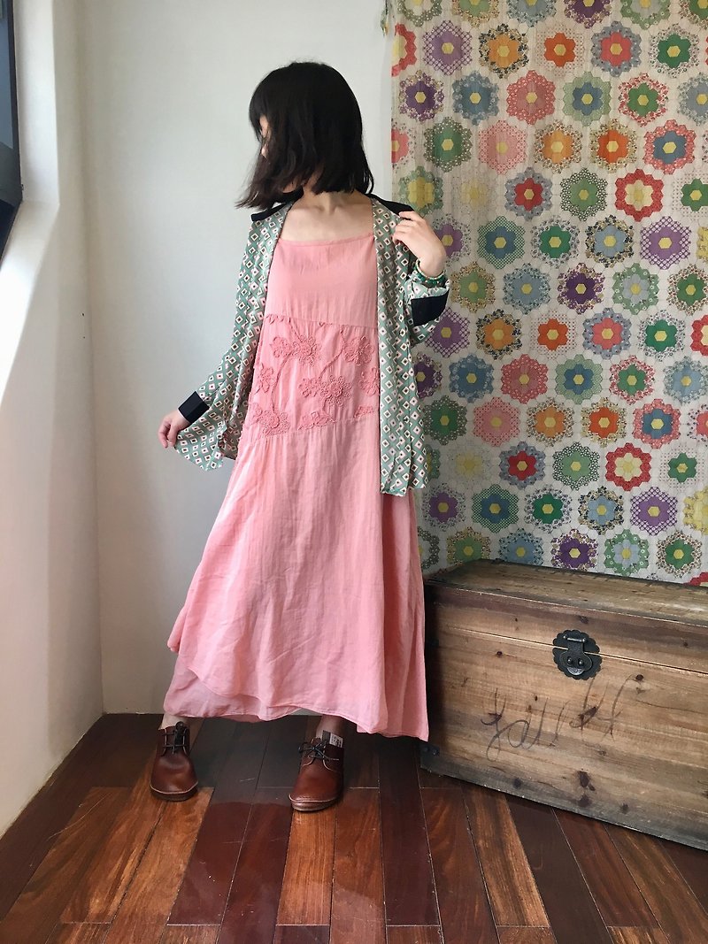 好きな花刺繍のドレス不規則な粉末C1609087 - ワンピース - コットン・麻 