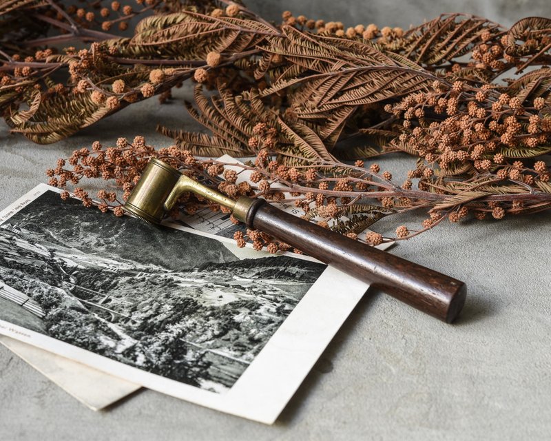 法國老件 金屬木柄古董計量勺 實驗調整型粉末計量勺 - 擺飾/家飾品 - 其他材質 