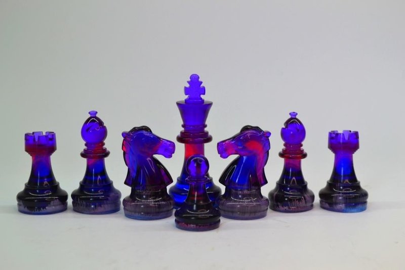 Custom chess pieces | Size of King 7cm (2.75 inches) | Different board sizes - 桌遊/卡牌 - 樹脂 紫色