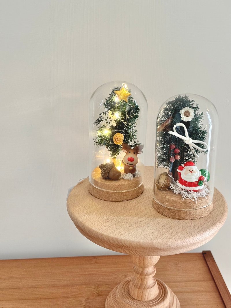 sueing_blossom Cute Christmas Doll Mini Christmas Tree Glass Cover - ช่อดอกไม้แห้ง - พืช/ดอกไม้ 