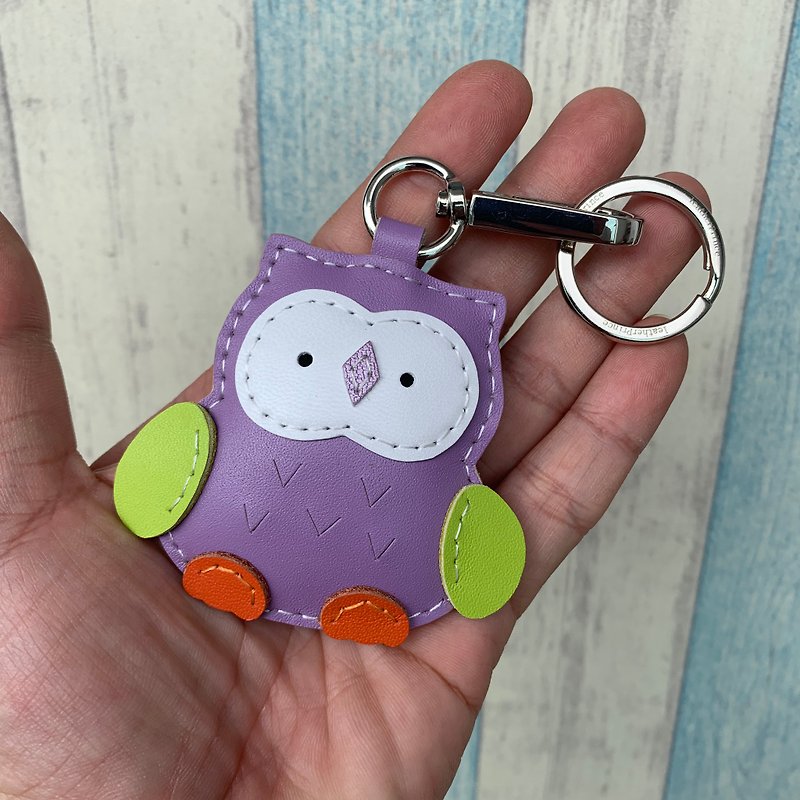 Healing small thing purple cute owl hand-sewn leather keychain small size - ที่ห้อยกุญแจ - หนังแท้ สีม่วง
