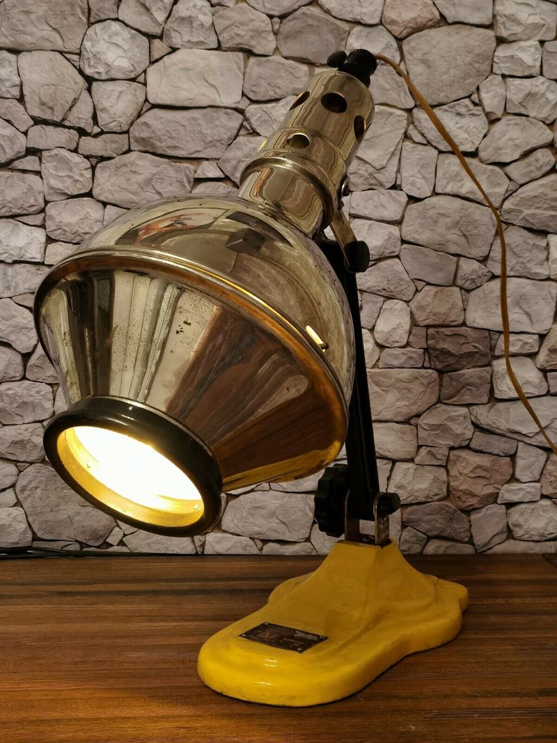 Soviet large table lamp, space age, rare loft lamp, steampunk vintage 1960 - Lighting - Other Metals Yellow