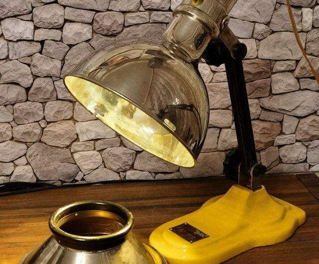 イタリア製　1960年代　ミッドセンチュリー テーブルランプ　間接照明　真鍮 イタリア製1960年代ミッドセンチュリー テーブルランプ間接照明真鍮