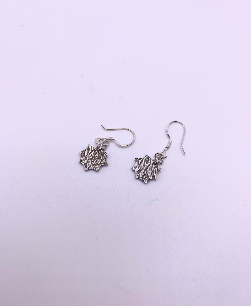 snowflake earrings - Earrings & Clip-ons - Silver Silver