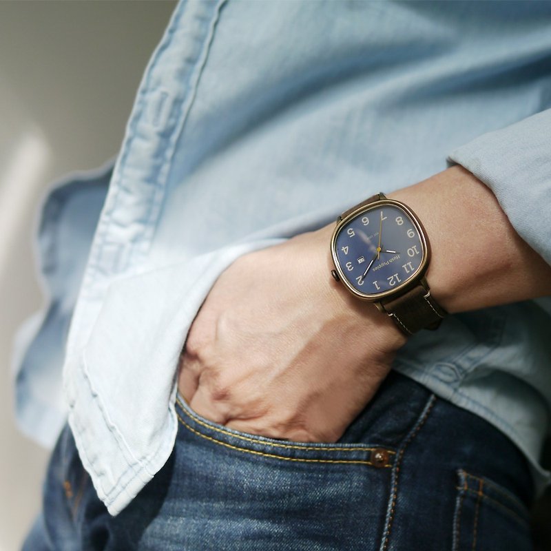 Hush Puppies | Three-hand Date Brown Leather Watch (HP3878) - Men's & Unisex Watches - Stainless Steel Blue