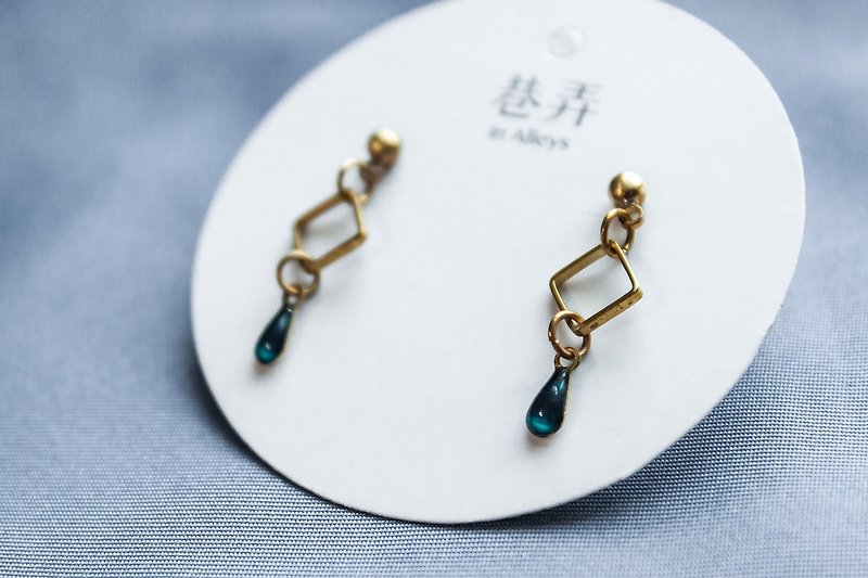 Dripping Indigo drops - earrings pierced earrings clip-on earrings - Earrings & Clip-ons - Acrylic Blue