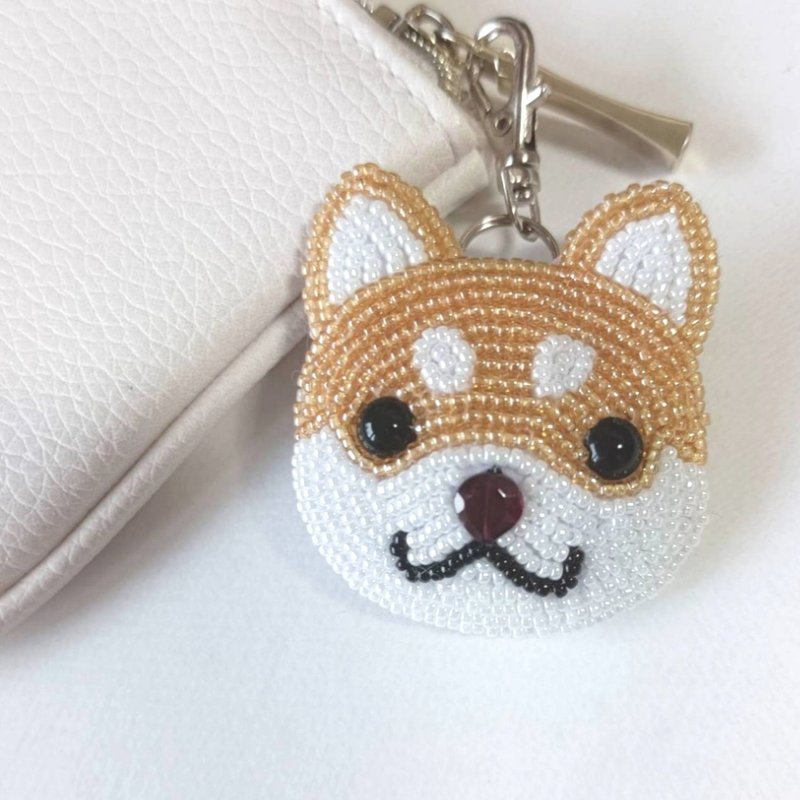 [Made to order] Shiba Inu with a garnet nose Charm, bag charm, keychain, metal fittings can be selected - ที่ห้อยกุญแจ - วัสดุอื่นๆ 