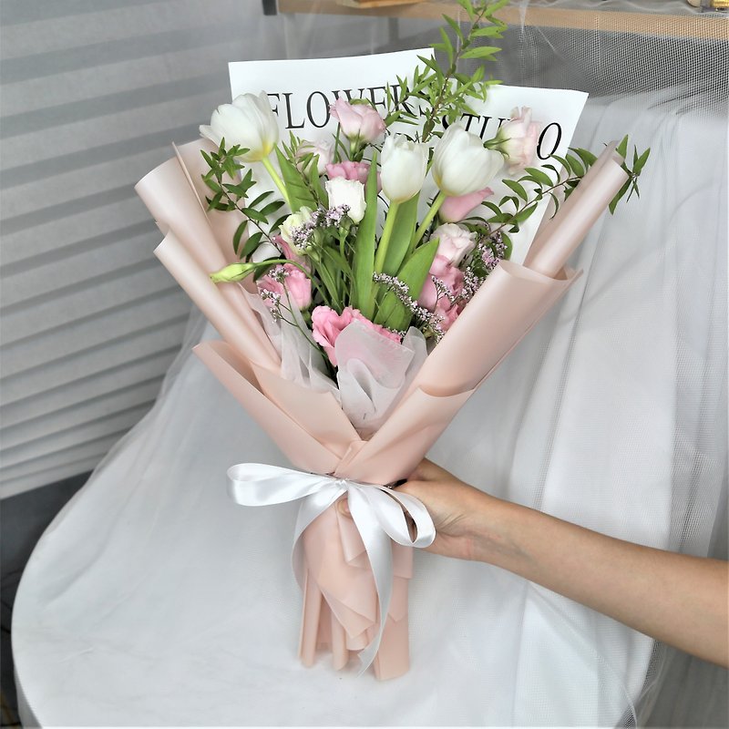 Lady in Pink | Tulip Bouquet Valentine&#39;s Day Bouquet