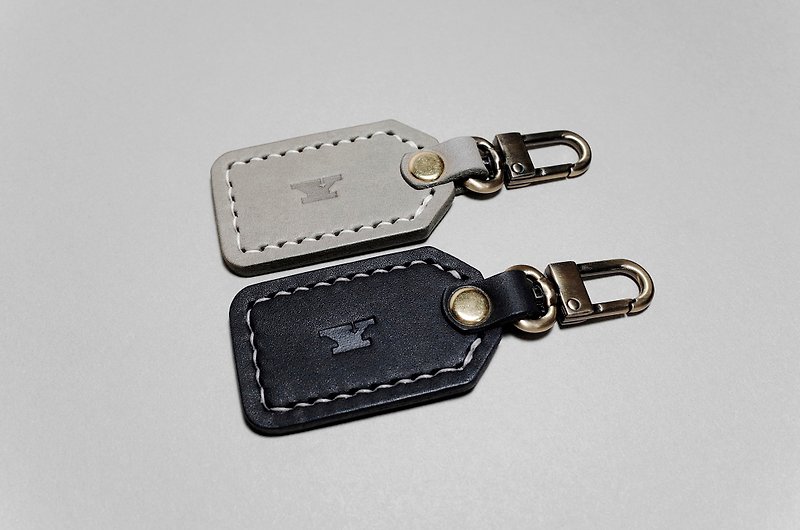 Charm Leather Keychain , Keyring (12 colors / engraving service) - Keychains - Genuine Leather Black