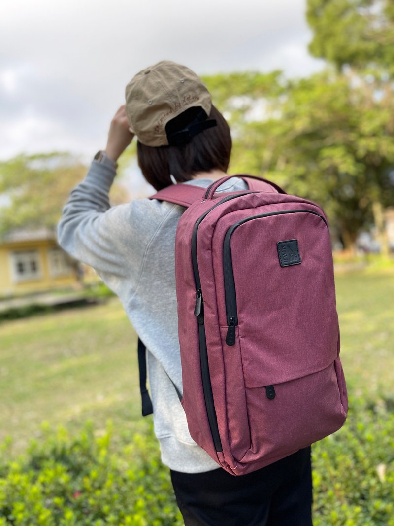 Traveler | URBAN Granite WR Red | Backpack 19.5L Fast - กระเป๋าเป้สะพายหลัง - เส้นใยสังเคราะห์ สีแดง