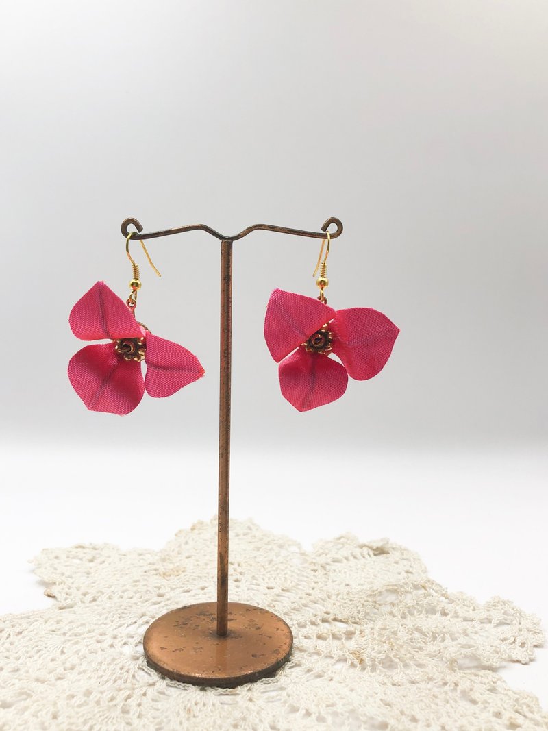 Thai silk earrings - Earrings & Clip-ons - Silk Pink