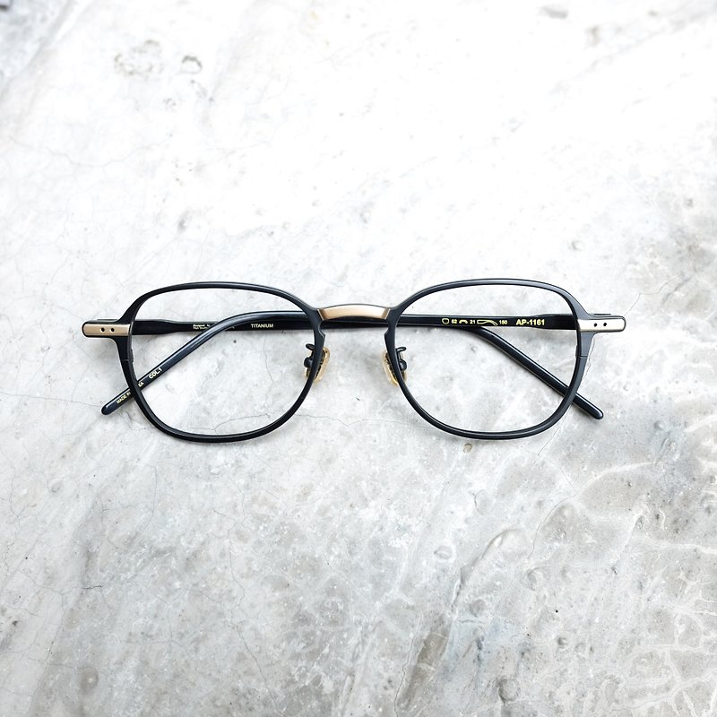 [メッシュ]韓国しっかり新しいメッシュチタン眼鏡フレームチタンブラック金大きなフレームブロック+チタンプレート寺院 - 眼鏡・フレーム - 金属 ブラック