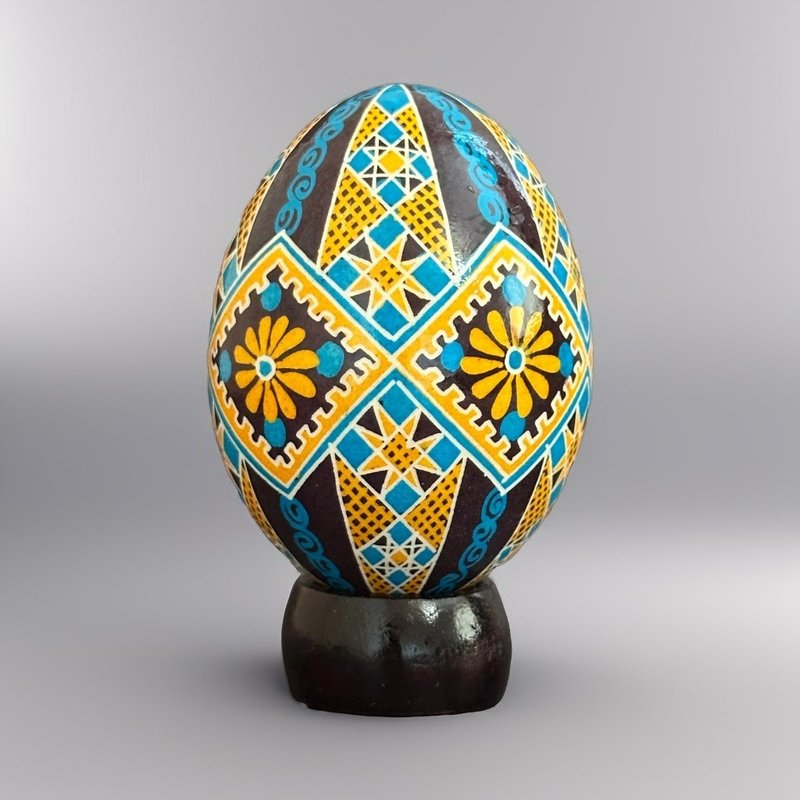 Ukrainian Easter Egg Real Chicken Pysanka Hand Painted Eggshell Hutsul Pysanky - 擺飾/家飾品 - 其他材質 多色