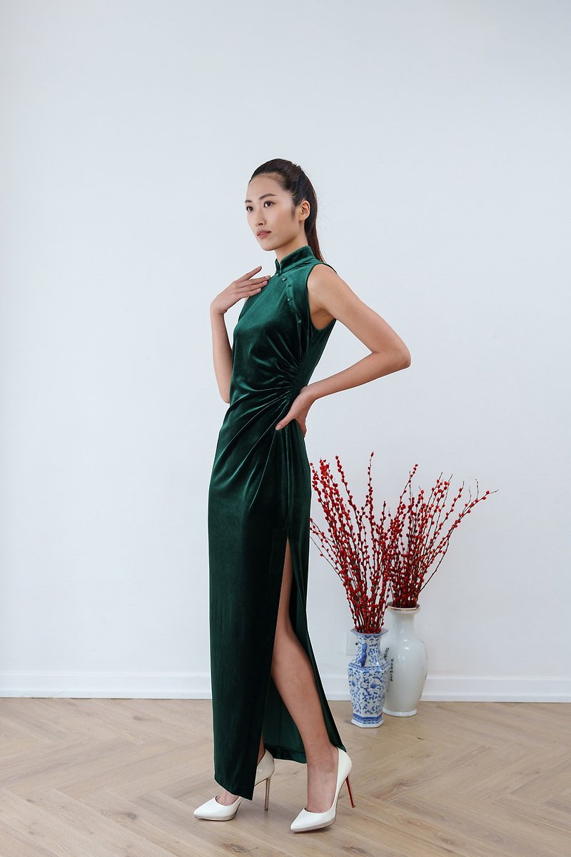 Green Hellebores Sleeveless Open Back Ruched Qipao | Cocktail Dress - Qipao - Other Materials Green