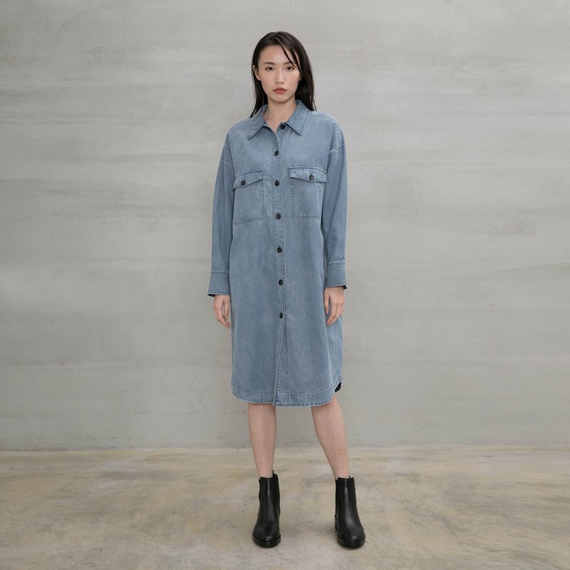瀟灑輕狂牛仔洋裝 A Reckless Soul Denim Dress - 洋裝/連身裙 - 棉．麻 藍色