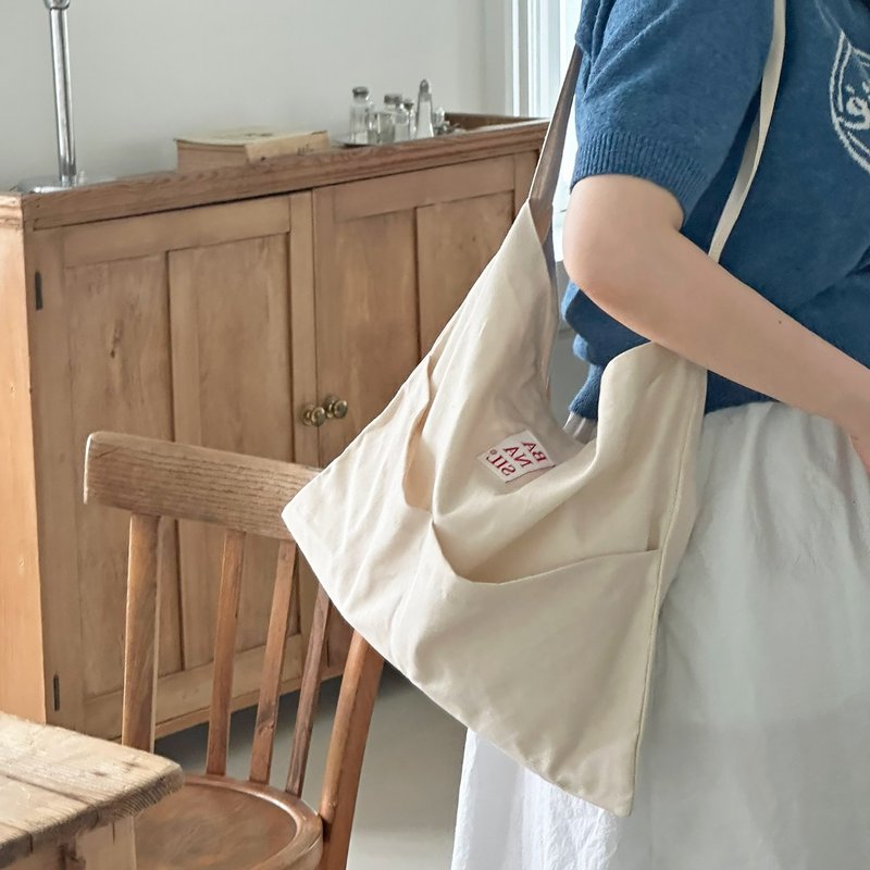 Logo bag_Large linen eco bag - กระเป๋าถือ - ผ้าฝ้าย/ผ้าลินิน หลากหลายสี