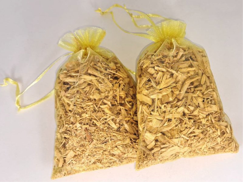 檜木重油香氛包 衣櫥 車內 鞋櫃  買5包送2包 - 香氛/精油/擴香 - 木頭 咖啡色