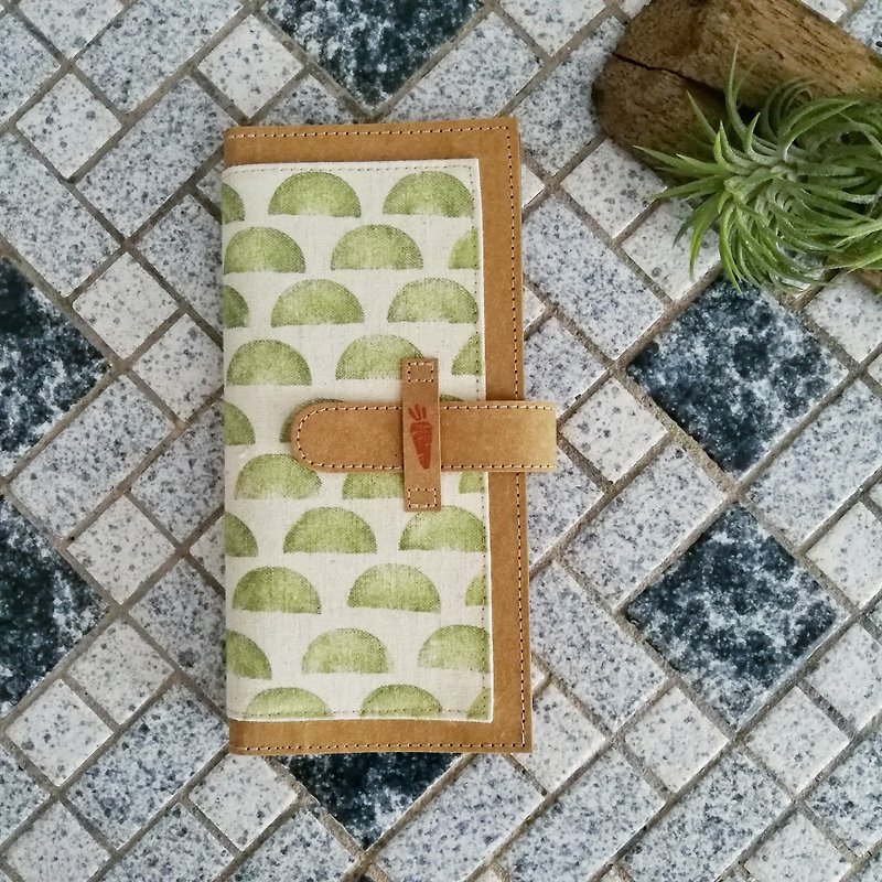 【Natural seal series】 green carrot long clip - Wallets - Paper 