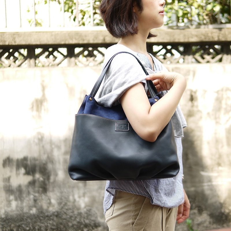 Handmade vegetable tanned leather classic tote/side backpack Made in Japan by Folna - กระเป๋าแมสเซนเจอร์ - หนังแท้ 
