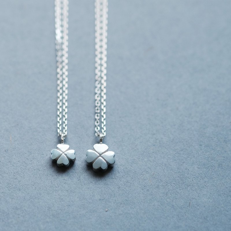 2-piece set) Four-leaf clover pair necklace, Silver 925 - สร้อยคอ - โลหะ สีเงิน