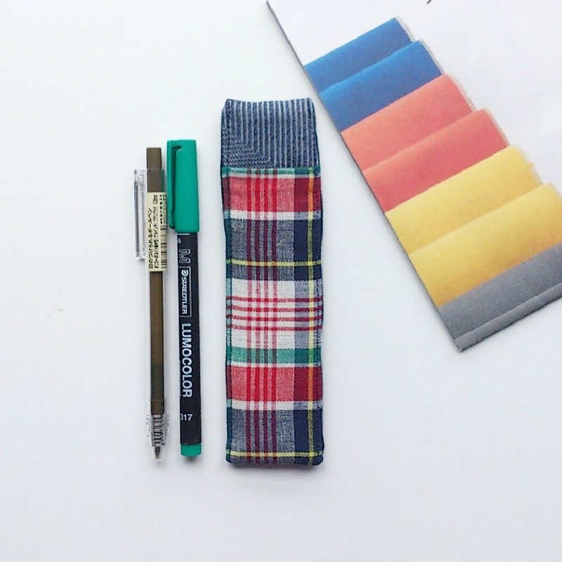 Journal Pen Holder (British Checkers) - กล่องใส่ปากกา - ผ้าฝ้าย/ผ้าลินิน หลากหลายสี
