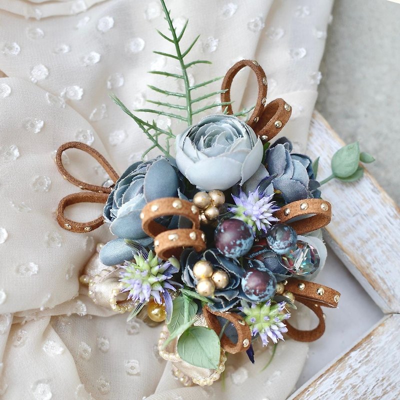 Corsage Dull Color Beads Glitter Studs Ribbon Brooch Light Blue Gold - Brooches - Other Materials Blue