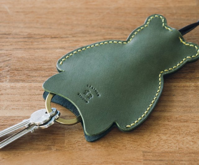 职人Hand-stitched leather bear key ring / W1-030 / finished product - Shop  mooleather Keychains - Pinkoi