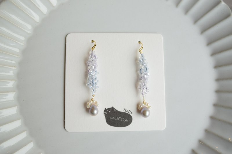 Sea grapes and freshwater pearls