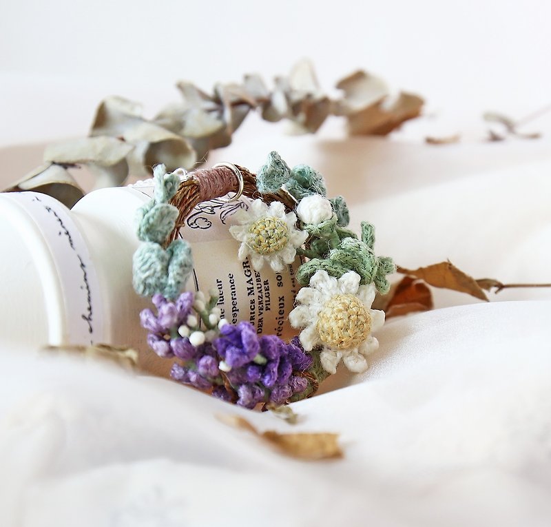 Lavender chamomile gypsophila garland necklace finely woven Japanese Linen heart gift - สร้อยคอ - ผ้าฝ้าย/ผ้าลินิน สีม่วง