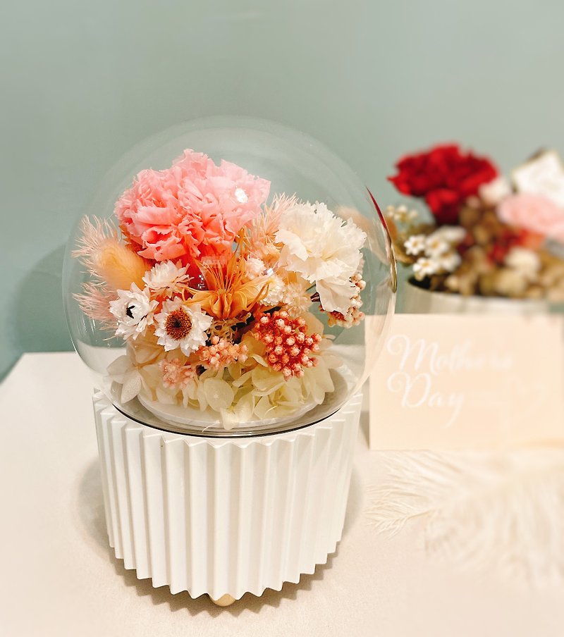 寓藝空間ŸǘÝï 杯子蛋糕 旋轉音樂鈴 玻璃罩 母親節禮盒 - 乾燥花/永生花 - 植物．花 多色