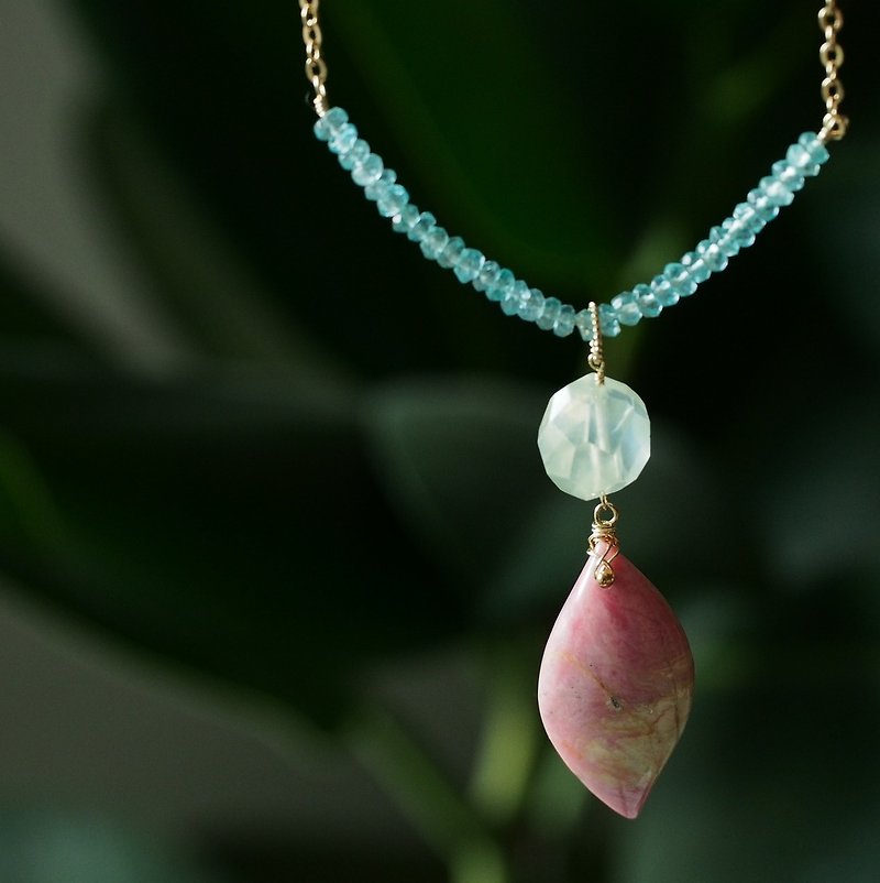 14KGF Peace Stone Natural Apatite Grape Stone Rose Stone (Hua Lian) - Necklaces - Gemstone Multicolor
