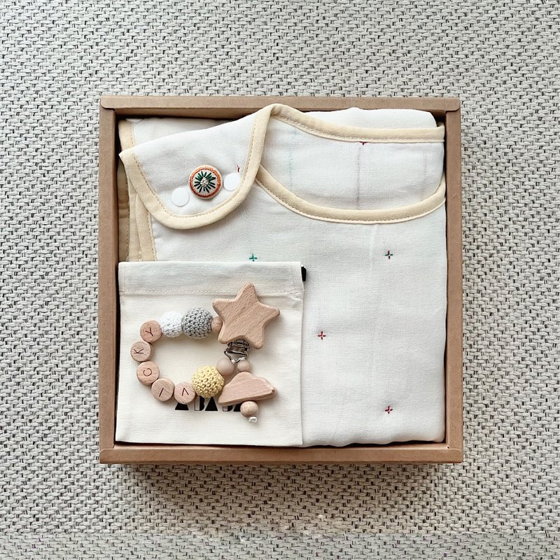 [Customized] Baby log pacifier chain/anti-kick vest two-month gift box - ของขวัญวันครบรอบ - ผ้าฝ้าย/ผ้าลินิน 