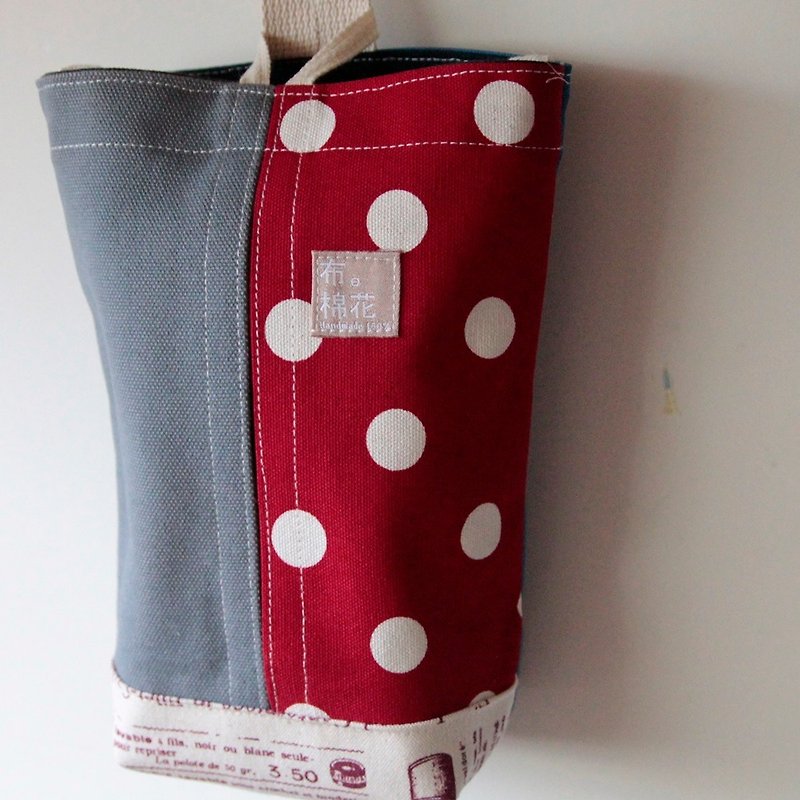 Hanging Tissue Box, housewarming,  red big spot - กล่องเก็บของ - ผ้าฝ้าย/ผ้าลินิน สีแดง