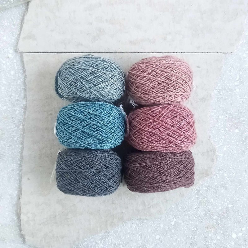 ニュアンスカラー80m×6色/太さ0.7mm/草木染め綿糸 /刺繍糸・刺し子糸・クロスステッチ・ラッピング・タッセル/ Neutral Colors - 編織/刺繡/羊毛氈/縫紉 - 棉．麻 多色