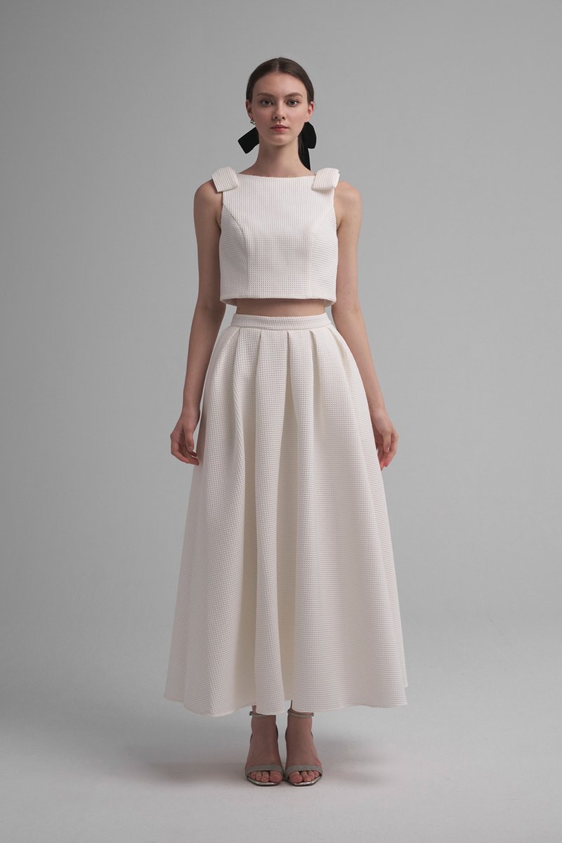 Jade法式休閒立體織紋兩件式洋裝 (白) - 洋裝/連身裙 - 其他人造纖維 