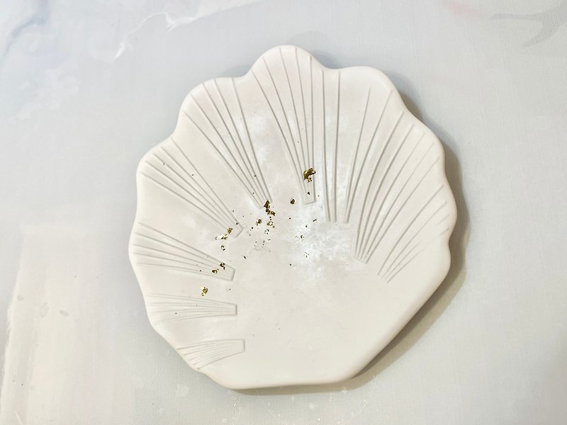 手作貝殼飾品盤碟 - 擺飾/家飾品 - 水泥 白色