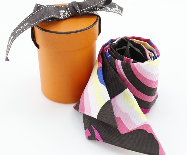 美品 HERMES ツィリー BRIDES DE GALA SHADOWスカーフ Hermes Brides de Gala Shadow Silk Twilly – MAISON de LUXE