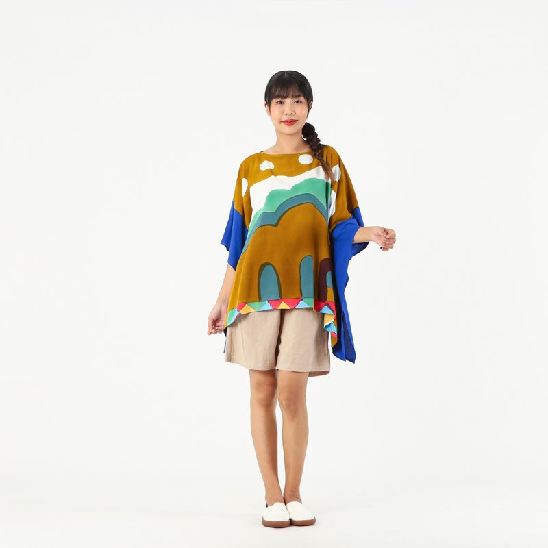 Poncho Blouse Cotton Silk Hand Painted for Summer resort vacation - 女上衣/長袖上衣 - 棉．麻 咖啡色