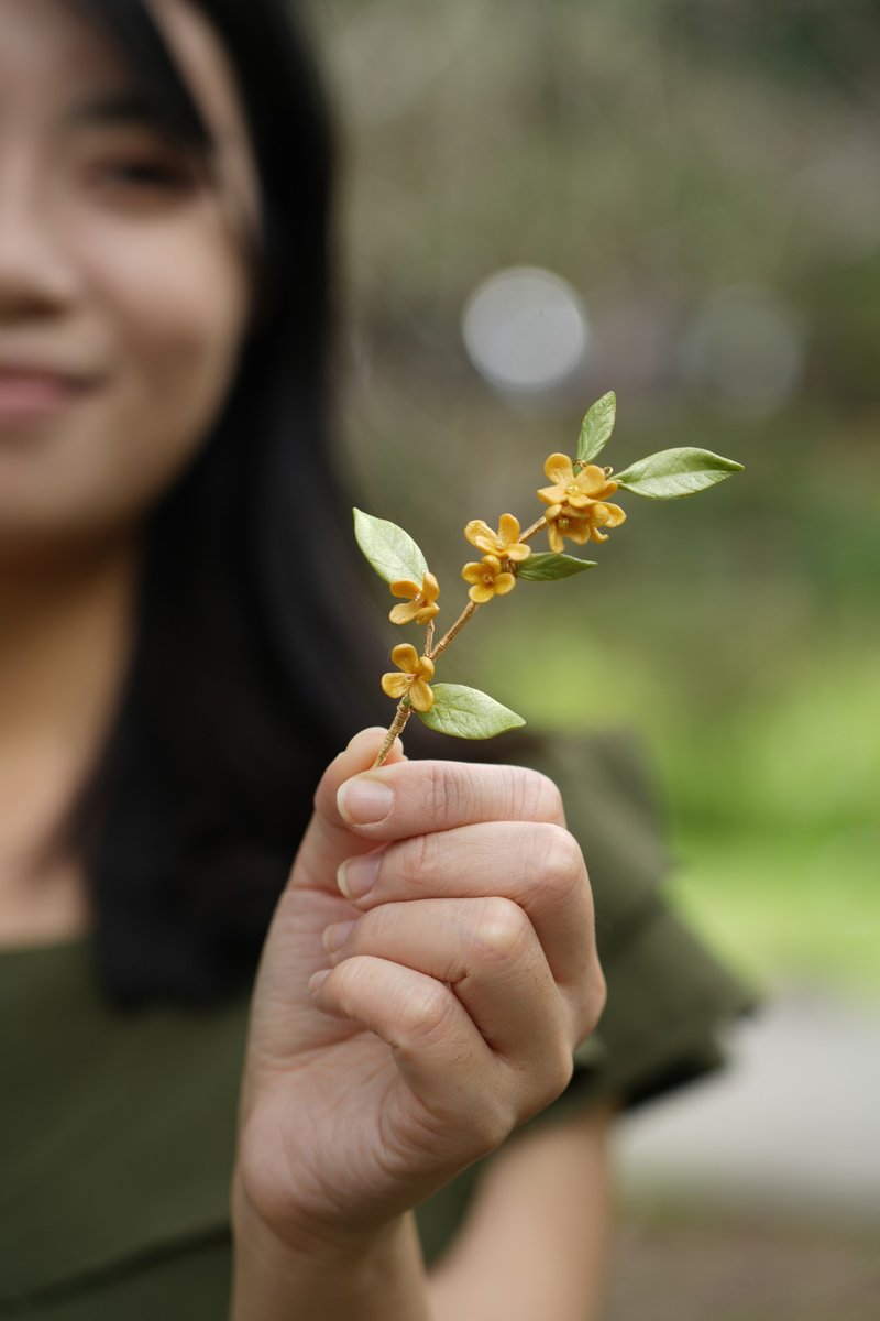 軟陶桂花飾品 木樨花髮飾 可改胸針 古風 民國風 造型師 手工捏製 - 髮圈/髮夾 - 陶 橘色