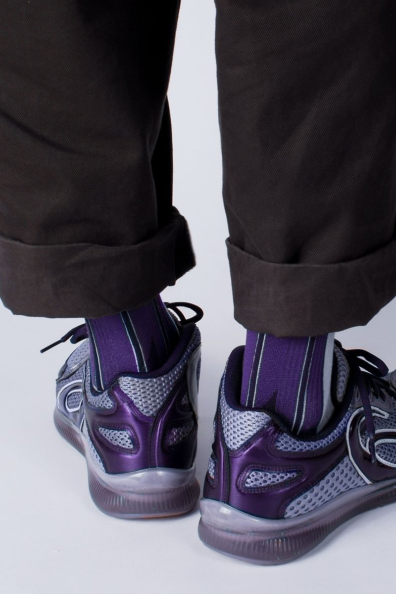 LANDING R Dark Velvet Midcalf socks - ถุงเท้า - ผ้าฝ้าย/ผ้าลินิน สีม่วง