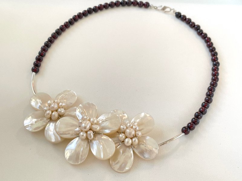 Blossom Natural Freshwater Mother-of-Pearl Garnet Sterling Silver Necklace - Bracelets - Pearl White