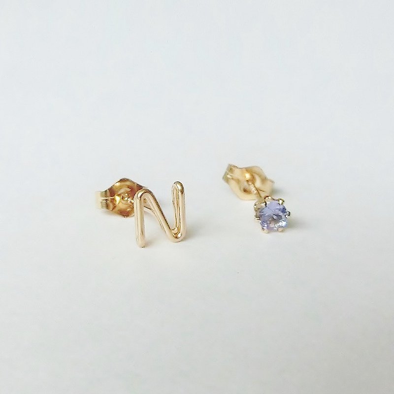 Hitotsubu initial and birthstone stud earrings - Earrings & Clip-ons - Other Metals Gold