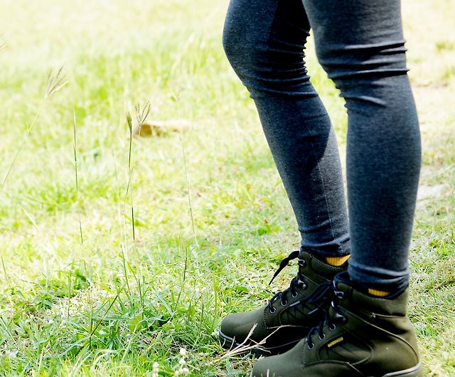 MIT【二代輕量動能防水登山靴-女款墨綠色】高筒登山鞋防水透氣- 設計館 