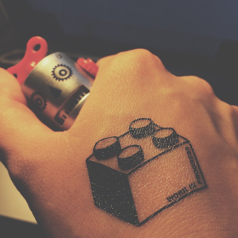 OhMyTat Lego block tattoo pattern tattoo stickers on the back of the hand (2 pieces) - Temporary Tattoos - Paper Black