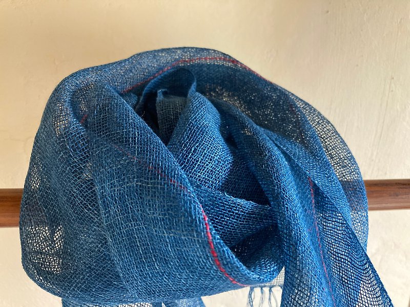 手織りヘンプストール藍 - 絲巾 - 棉．麻 藍色