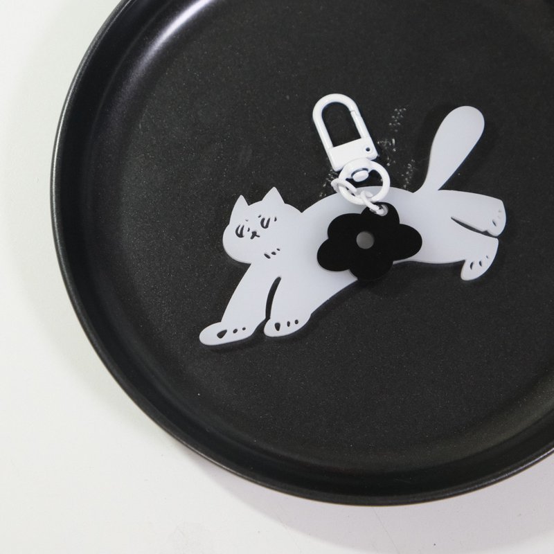 The acrylic key chain of black cat - พวงกุญแจ - อะคริลิค 