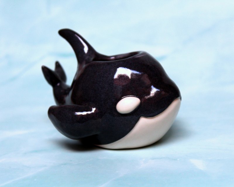 Orca flower pen holder decoration - Pottery & Ceramics - Porcelain Black