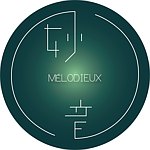  Designer Brands - melodieux-studio